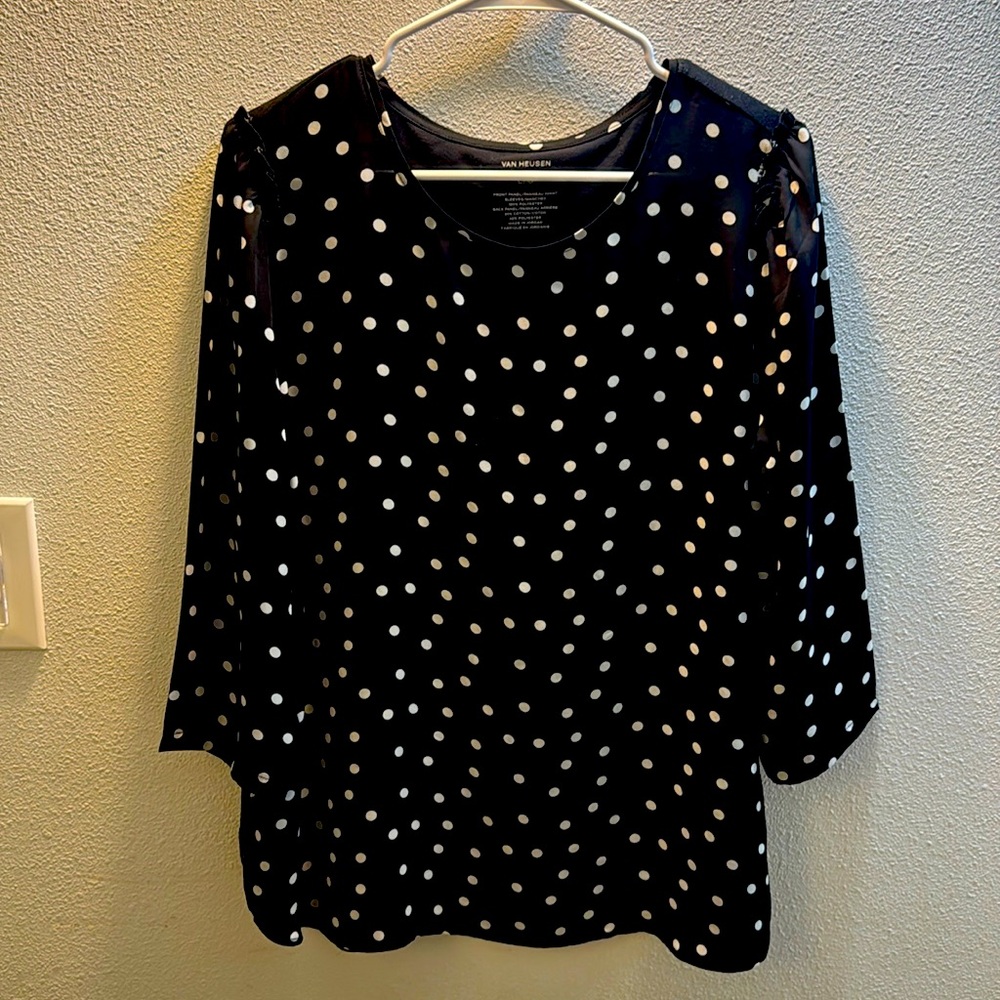 Van Heusen Women’s Large Black And White Polka Dot 3/4 Sleeve Dress Top